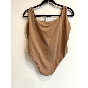 #71 Fits Everybody - Scoop Neck Bodysuit